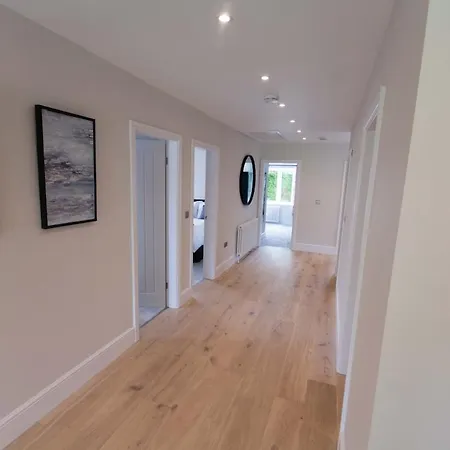 York - Entire With Parking And Garden Nether Poppleton