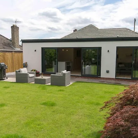 York - Entire With Parking And Garden *