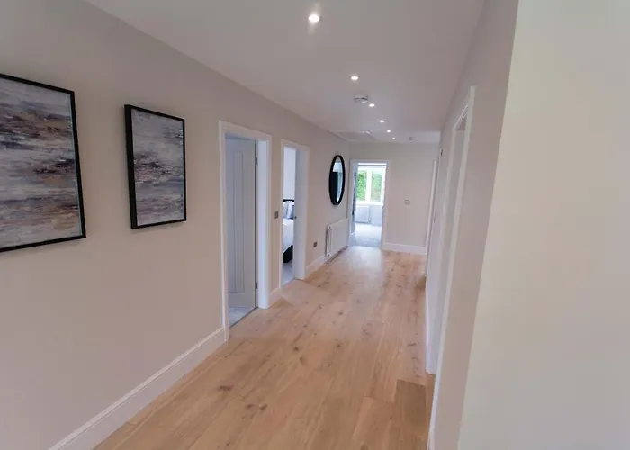 York - Entire With Parking And Garden Nether Poppleton