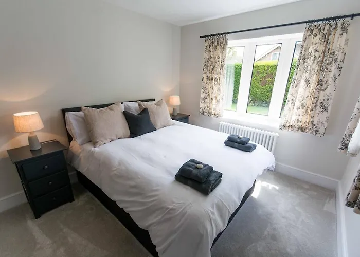 York - Entire With Parking And Garden * Nether Poppleton